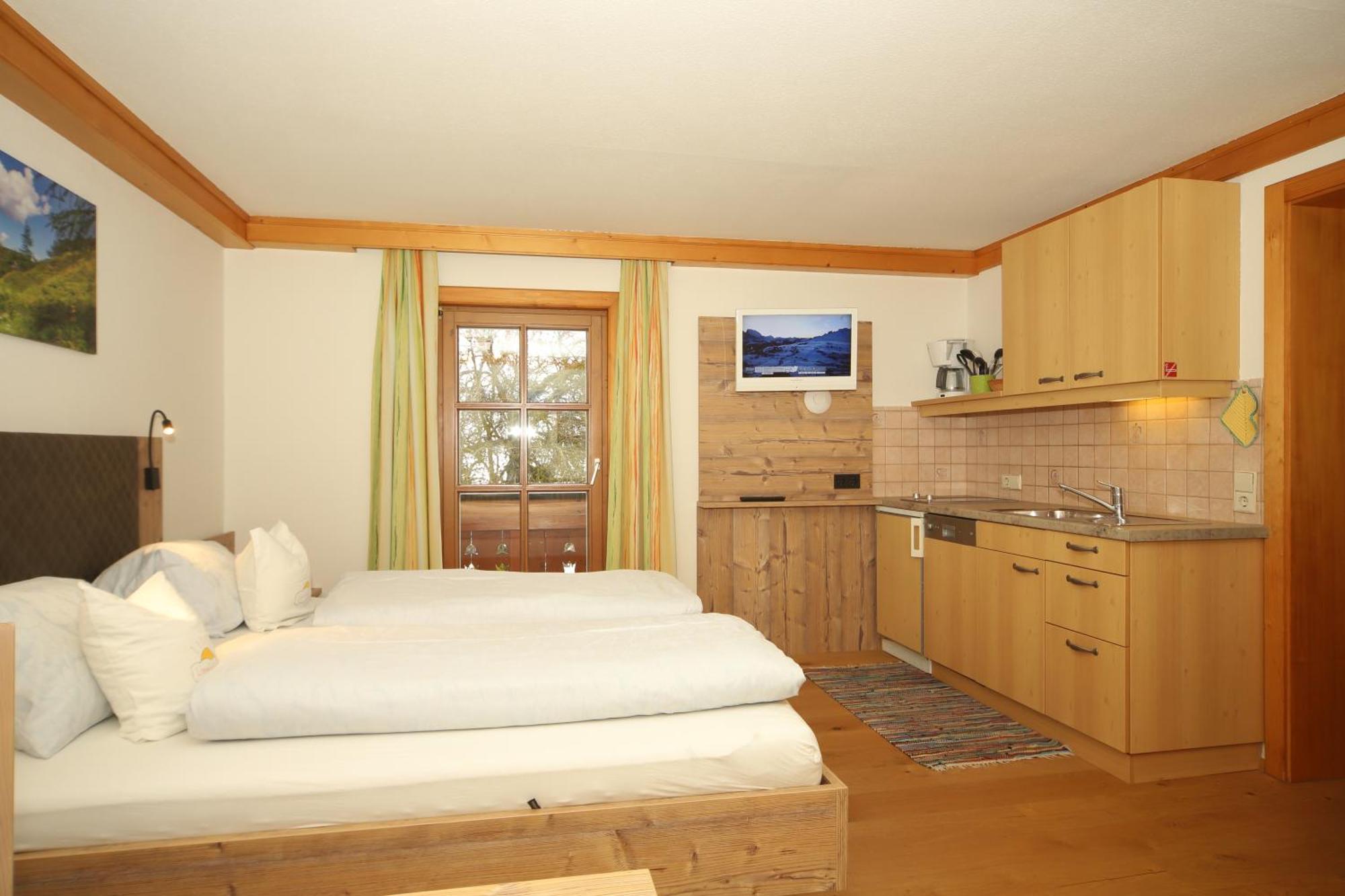 Linarhof Apartment Urlaub Am Bio Bauernhof Haus im Ennstal Buitenkant foto