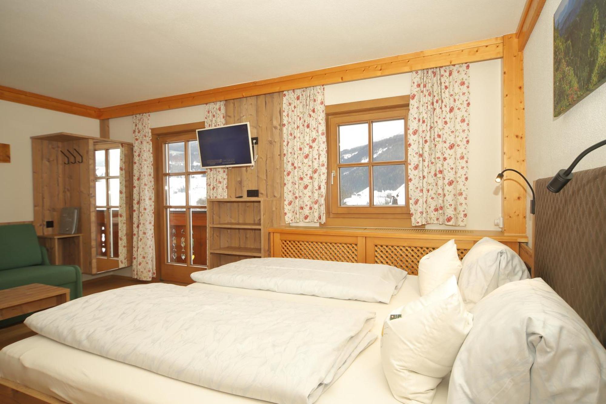 Linarhof Apartment Urlaub Am Bio Bauernhof Haus im Ennstal Buitenkant foto